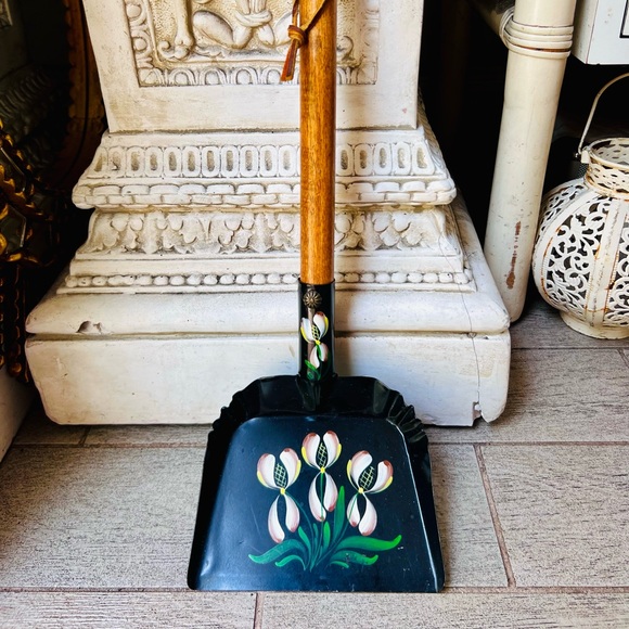 VINTAGE TOLE HANDPAINTED FIREPLACE SHOVEL - Picture 2 of 7